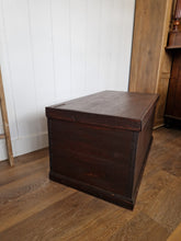 Load image into Gallery viewer, VIntage Wooden Pine Stained Blanket Chest/box
