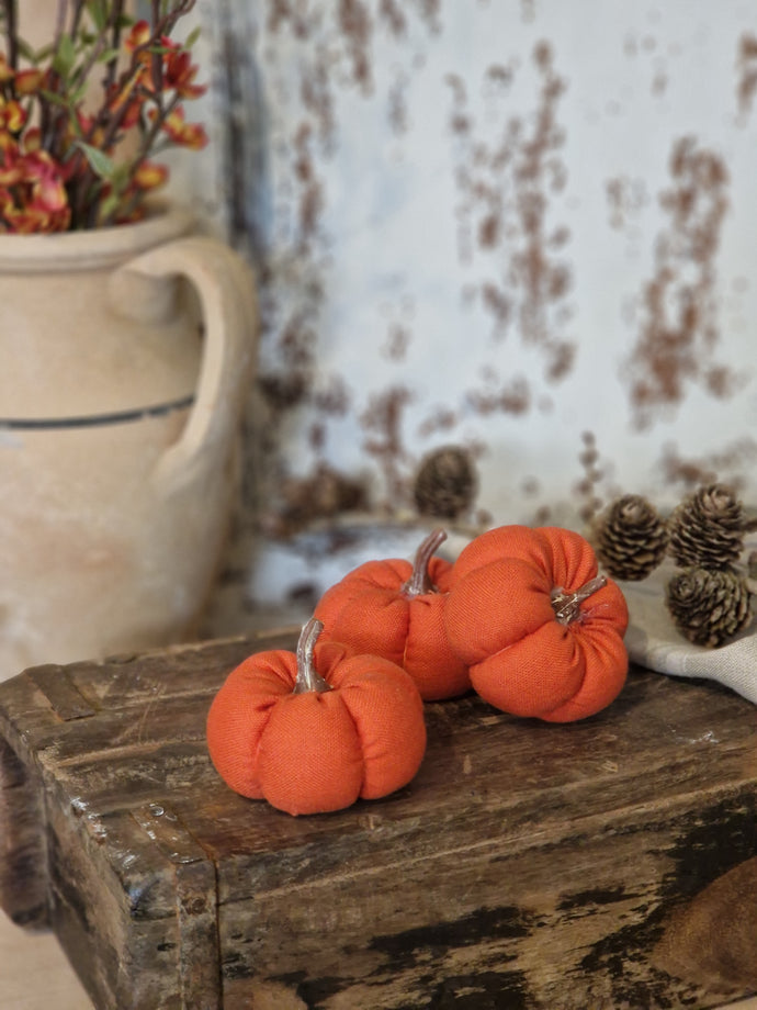 Set of 3 Linen Mini Pumpkins - Orange