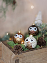 Load image into Gallery viewer, Twit Twoo Owl Baubles Hanging Decoration set of 3
