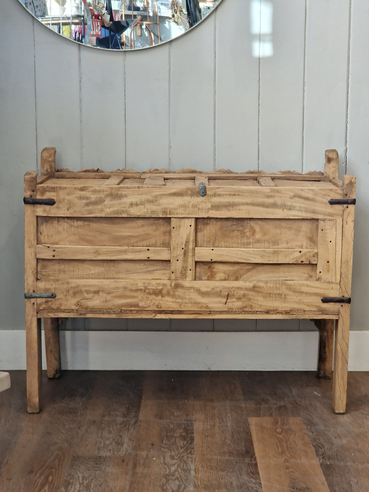 Indian Dhamichiya Chest