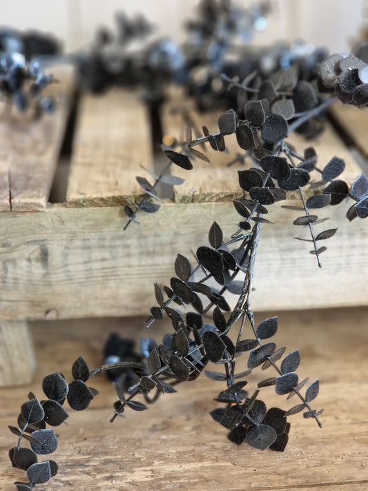 Black Eucalyptus Garland - Gisela Graham