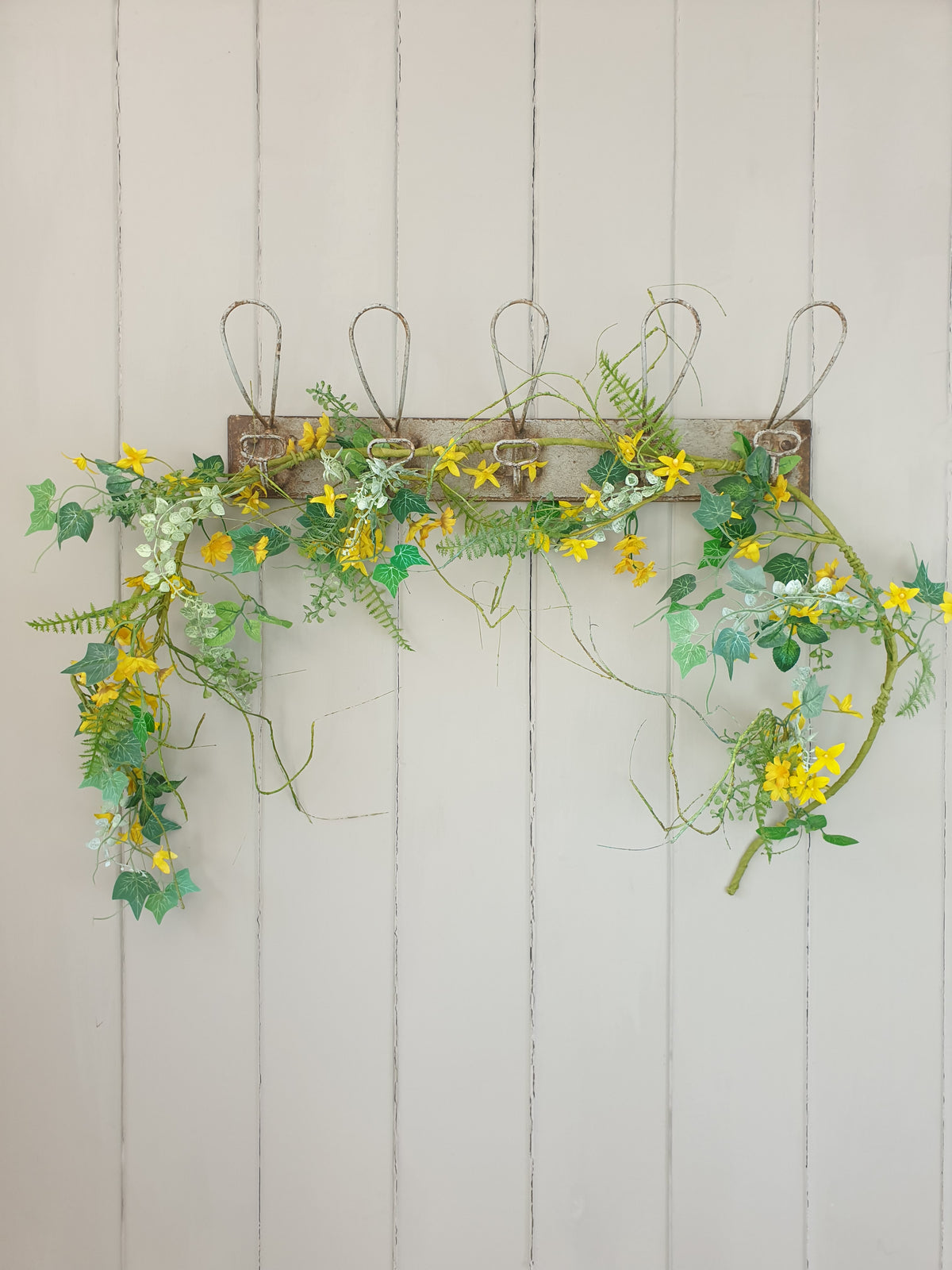 Forsythia and Ivy Garland