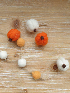 Woollen Pumpkin Garland